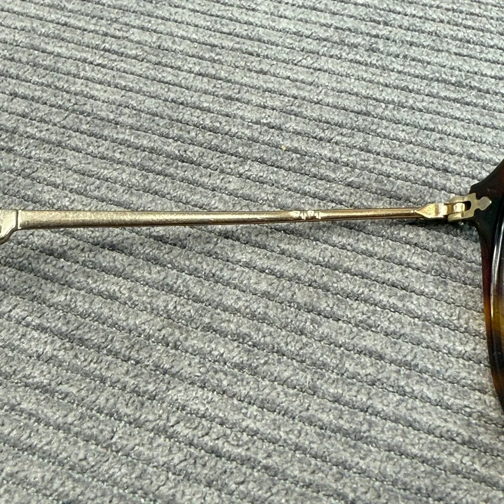 Vintage Tortoiseshell Round Y2k Eyeglasses  140 RC002 Silver Metal Temples